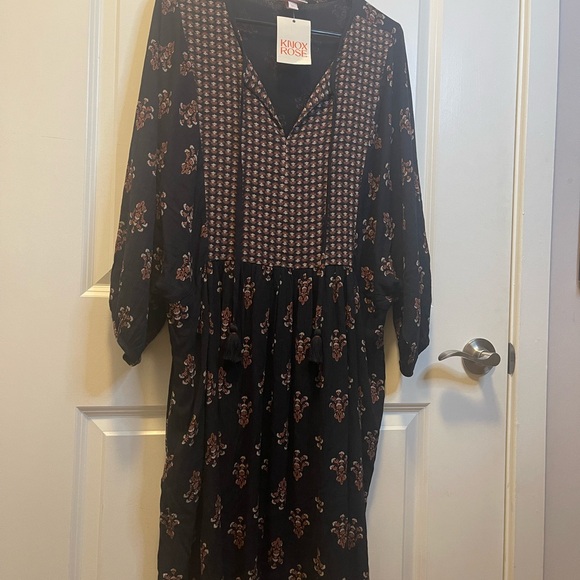 Knox Rose. NWT. Boho black printed baby doll whimsy goth dress. - Picture 6 of 10